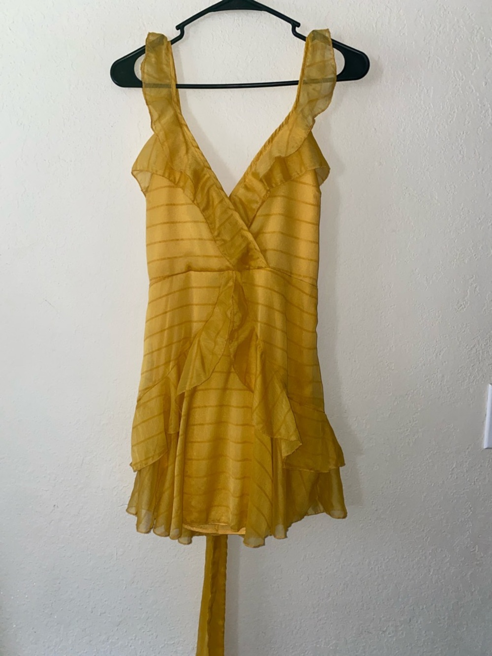 Yellow Ruffle V-Neck Women's Dress - Picture 3 of 13
